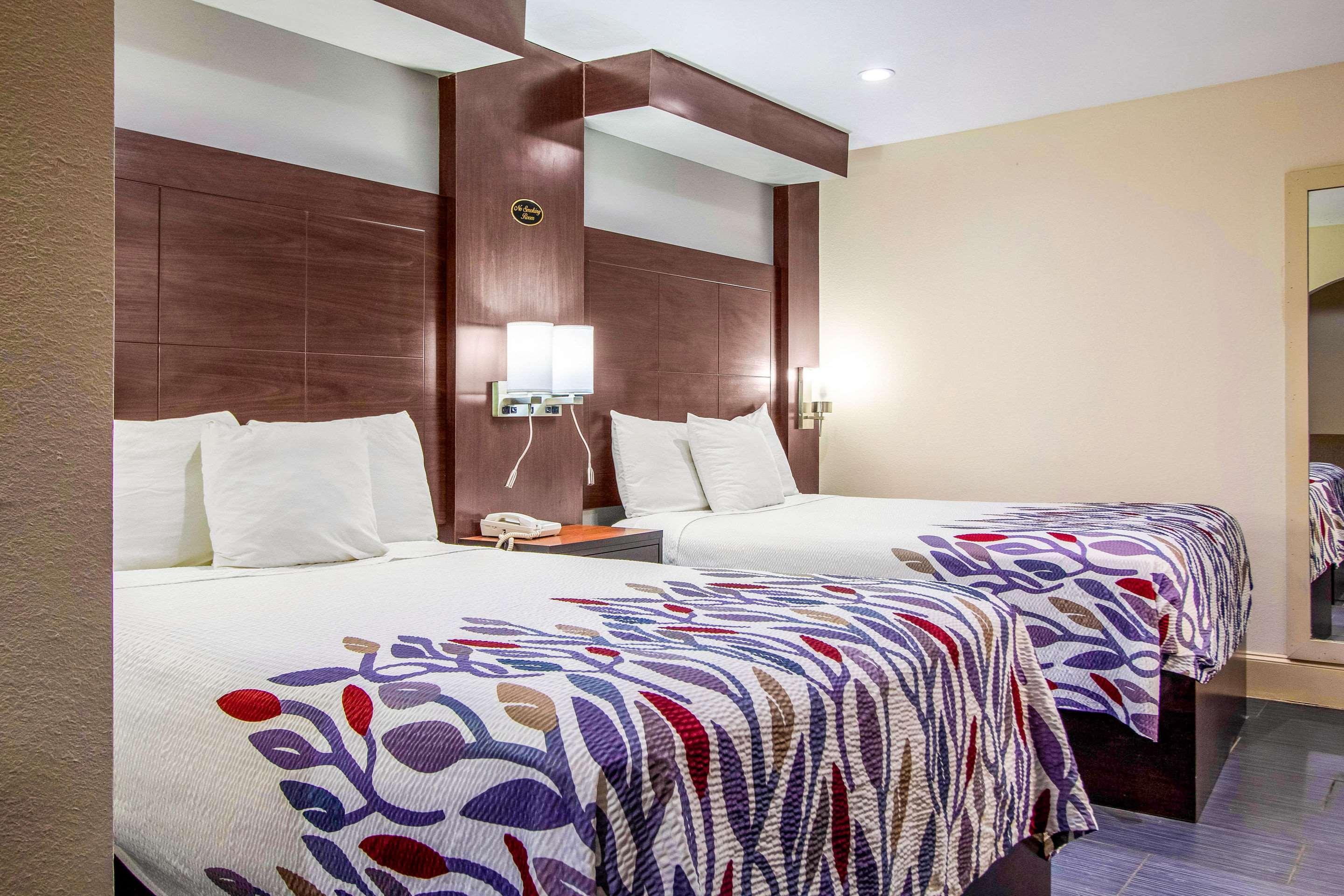 Rodeway Inn & Suites Houston Near Medical Center Εξωτερικό φωτογραφία