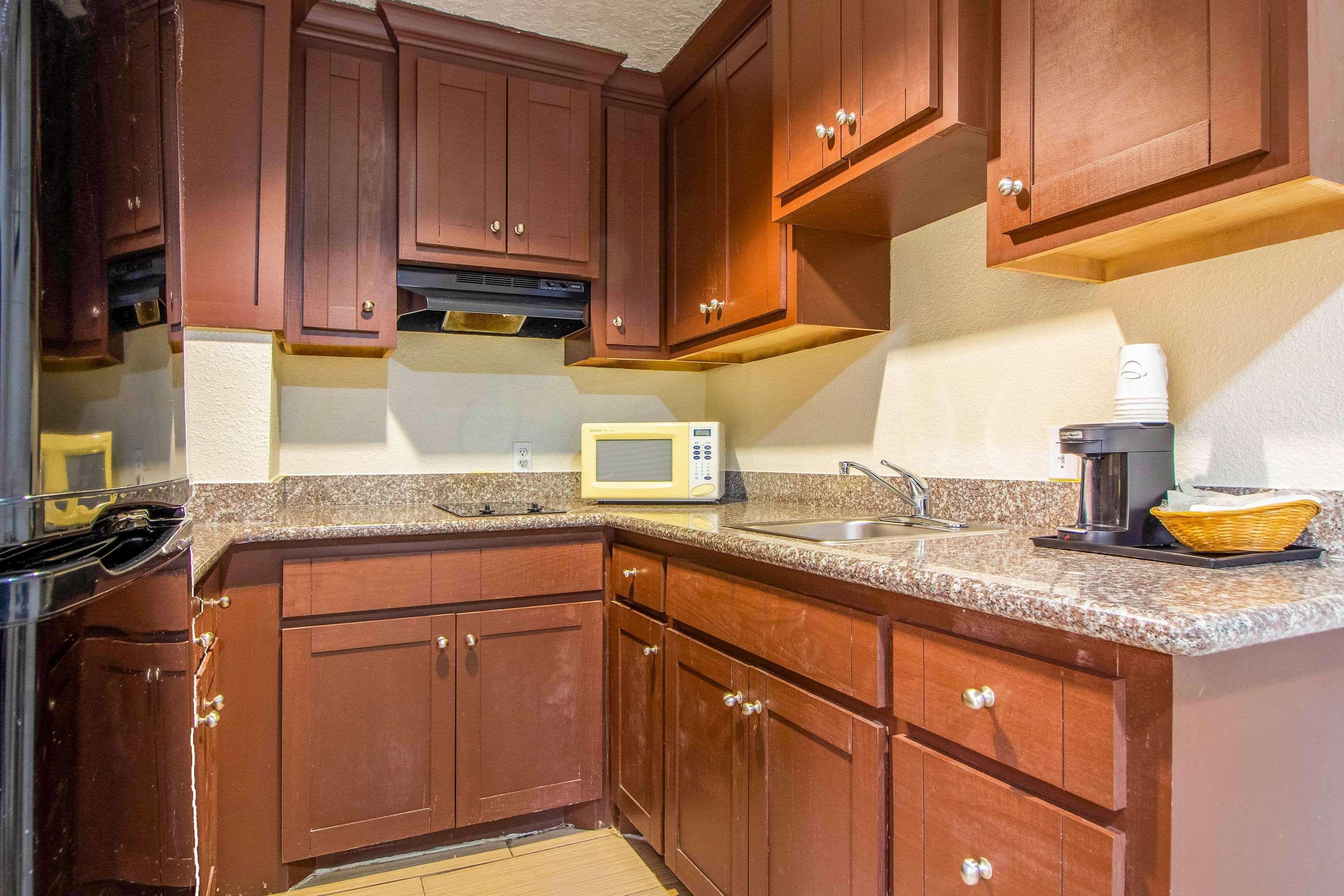 Rodeway Inn & Suites Houston Near Medical Center Εξωτερικό φωτογραφία