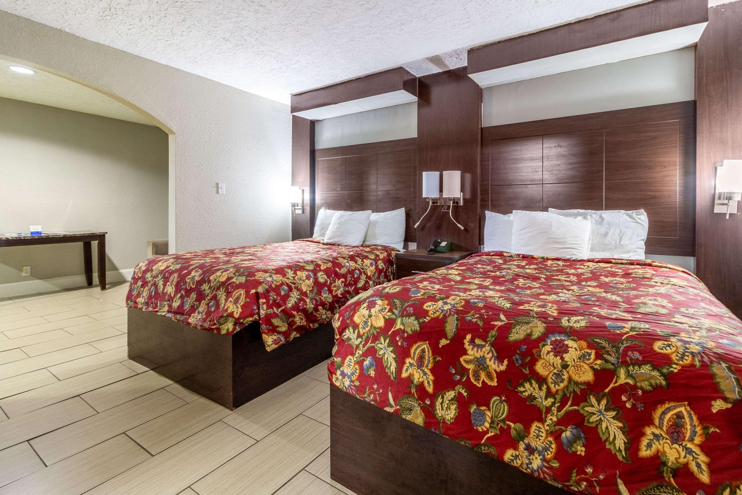 Rodeway Inn & Suites Houston Near Medical Center Εξωτερικό φωτογραφία