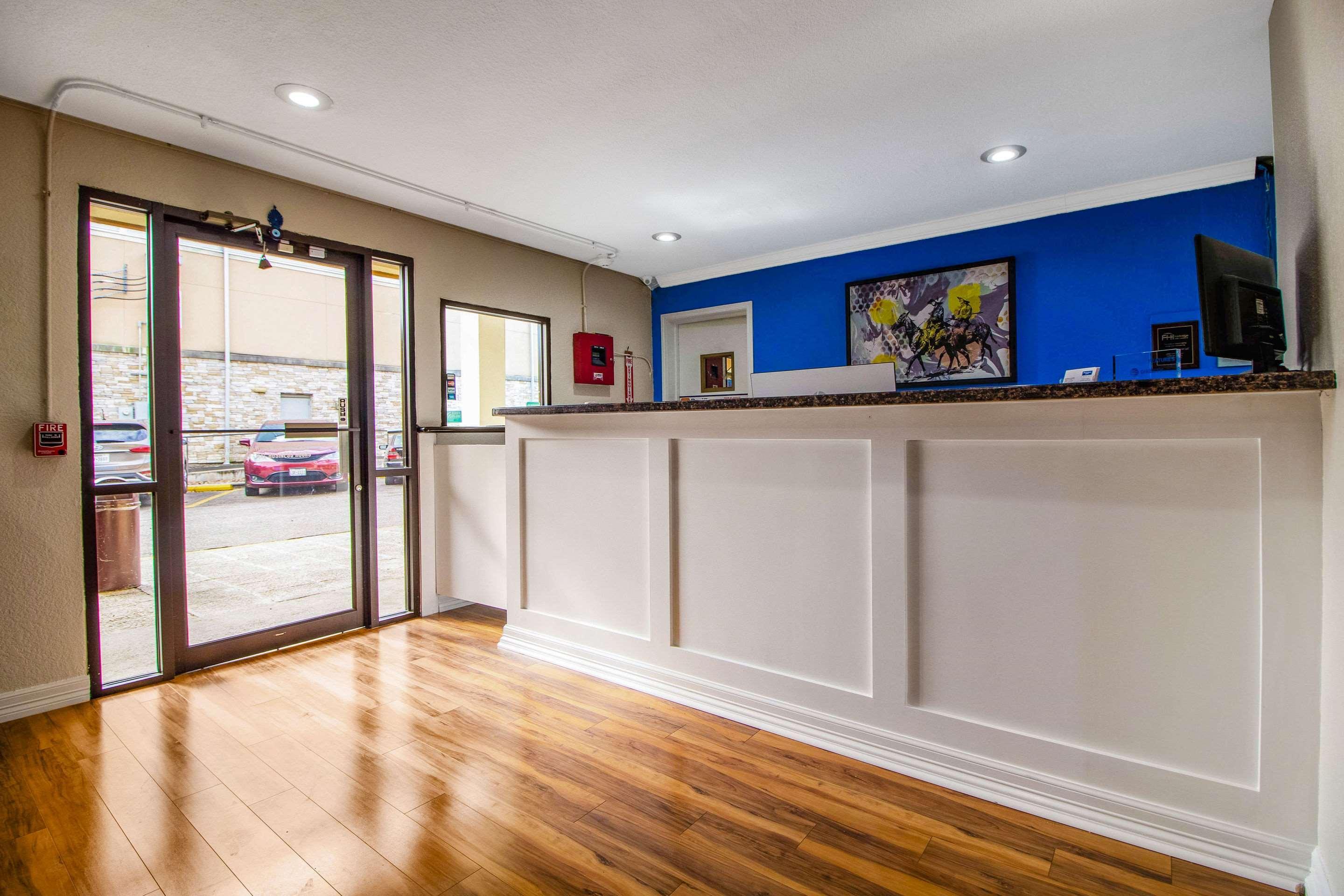 Rodeway Inn & Suites Houston Near Medical Center Εξωτερικό φωτογραφία