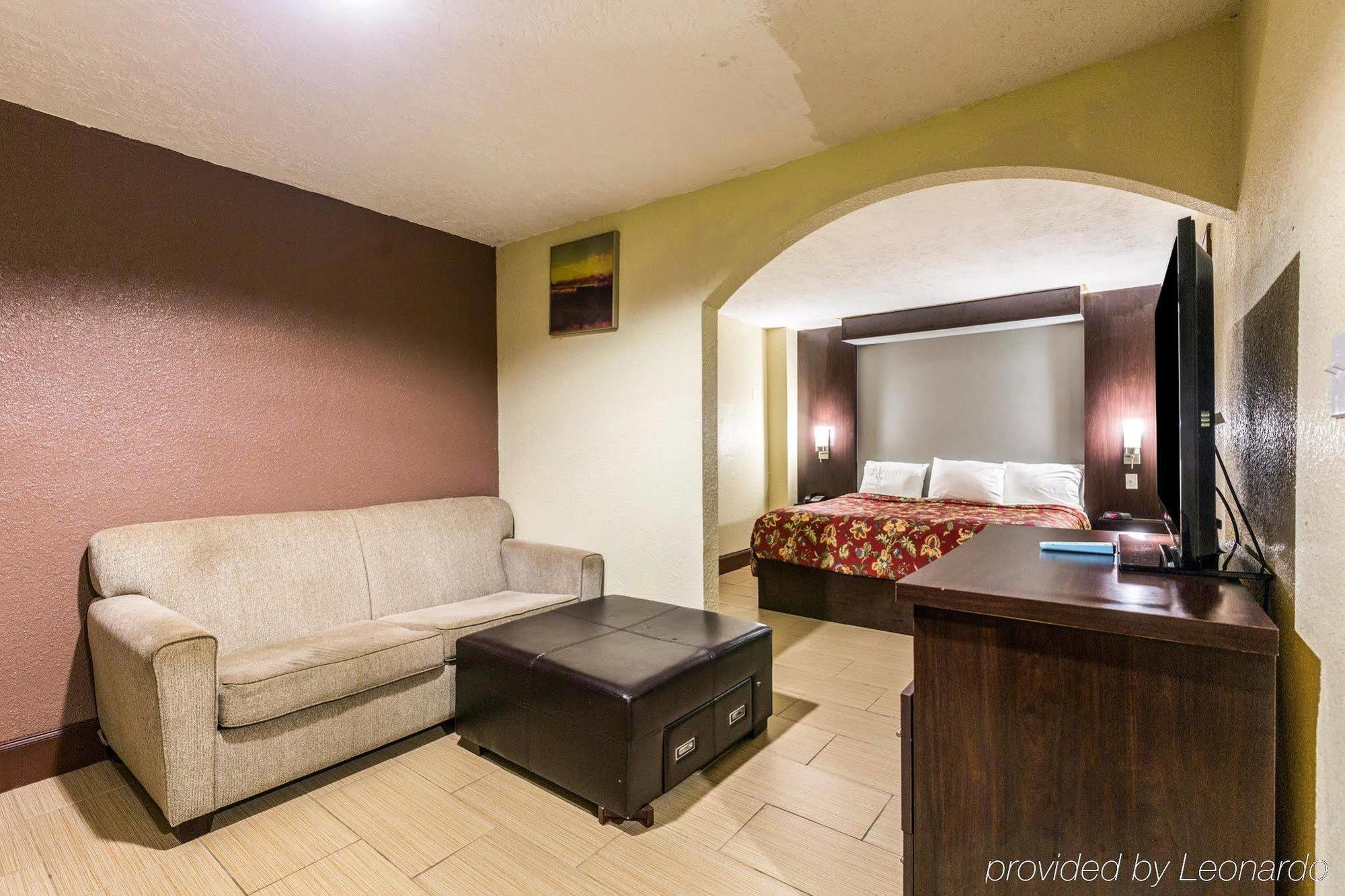 Rodeway Inn & Suites Houston Near Medical Center Εξωτερικό φωτογραφία