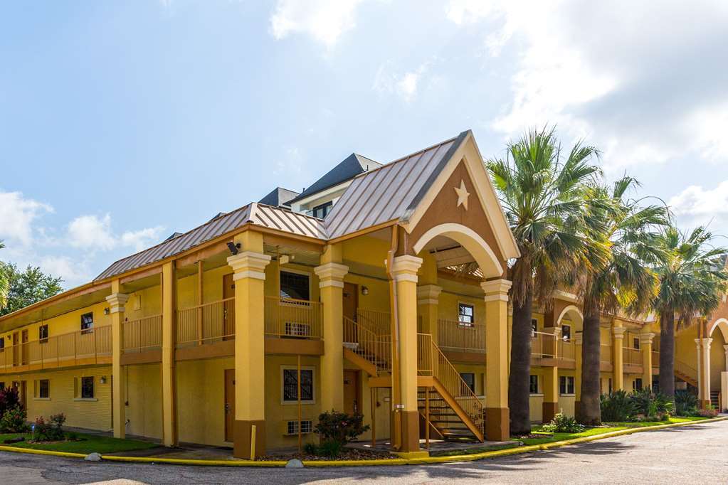 Rodeway Inn & Suites Houston Near Medical Center Εξωτερικό φωτογραφία